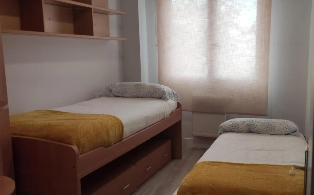Spacious With Parking In Casco Viejo Bilbao Apartment